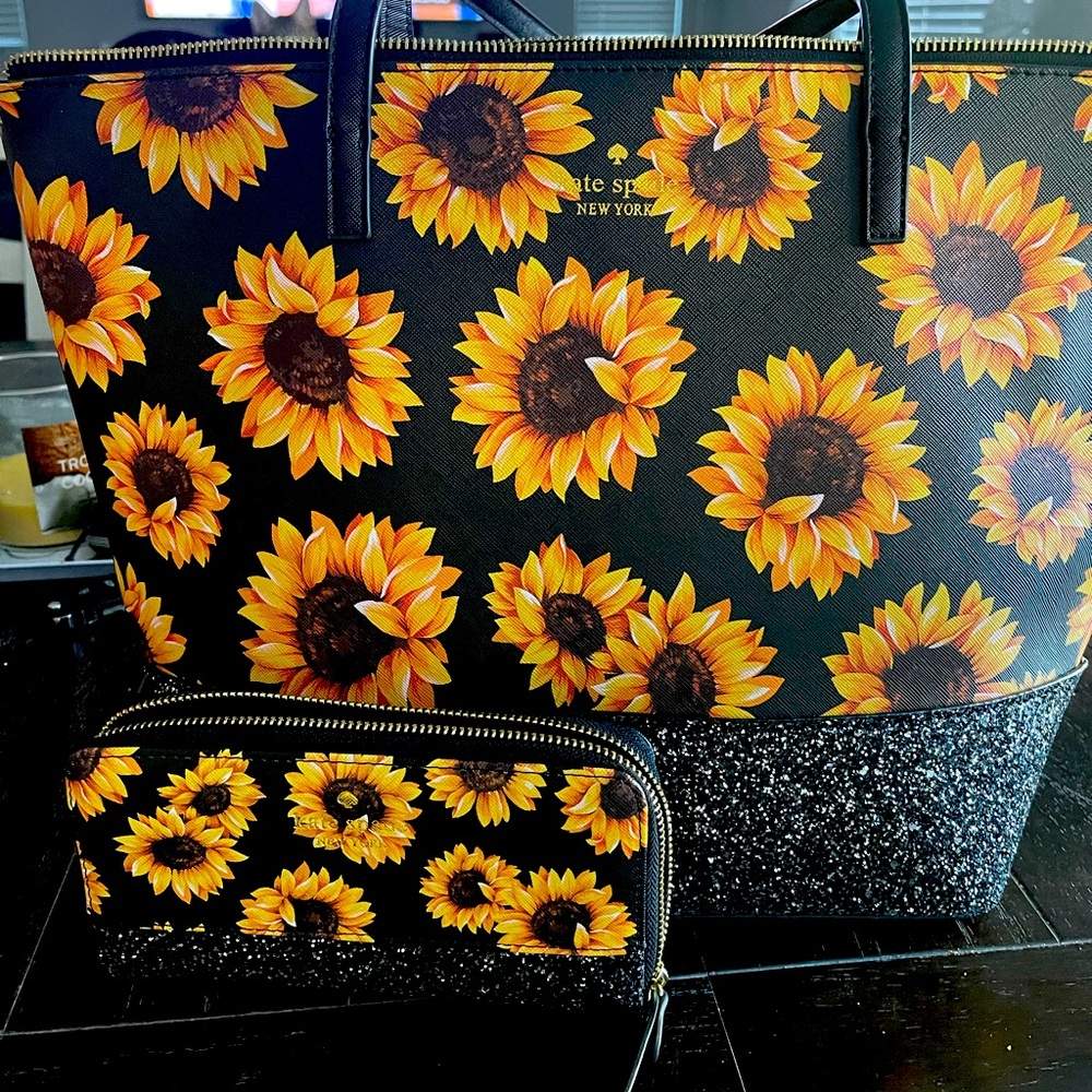 REAL Kate Spade sunflower purse
